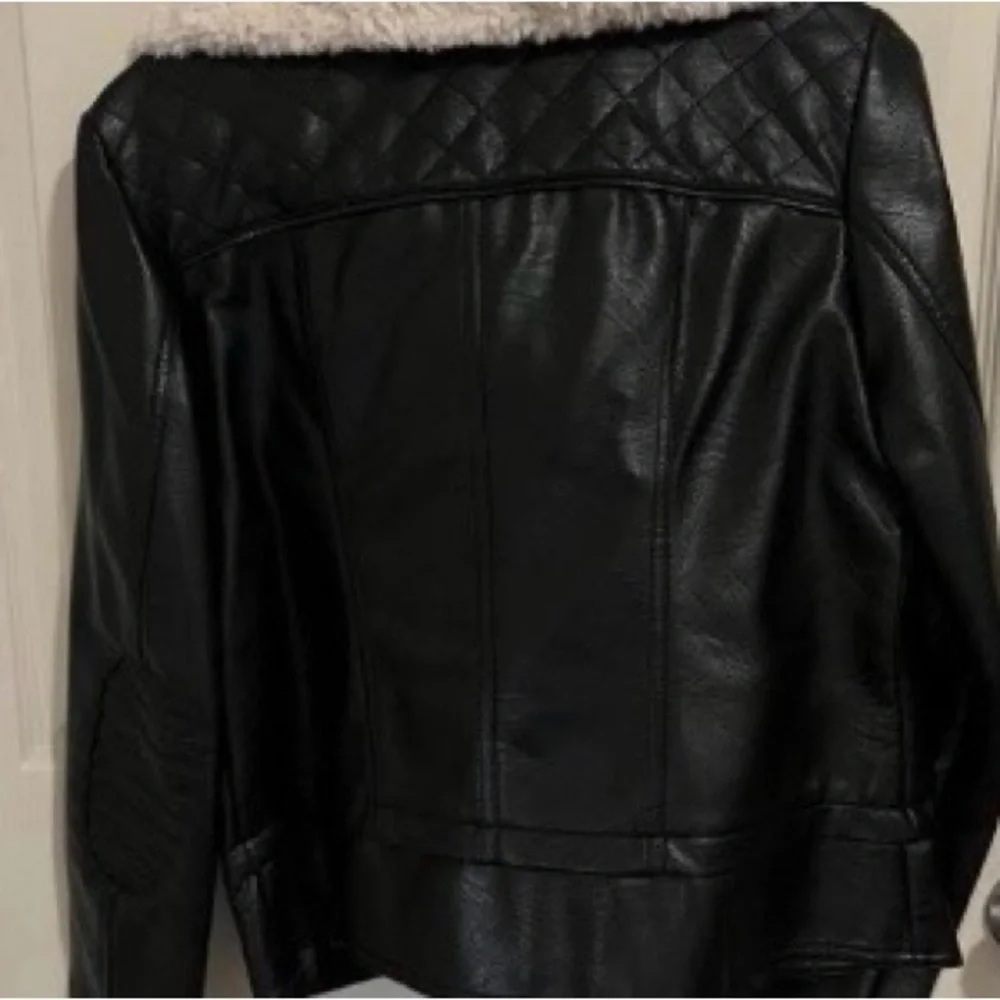 Guess Women's Leather Jacket with Cream Collar - Picture 3 of 5